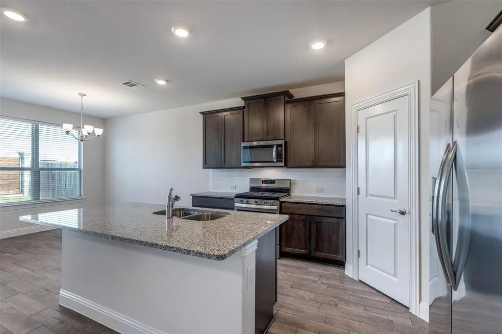 10909 Los Alamos Drive