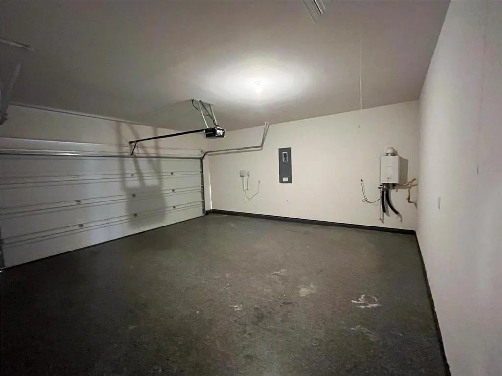 10909 Los Alamos Drive