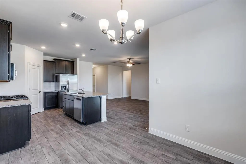 10909 Los Alamos Drive