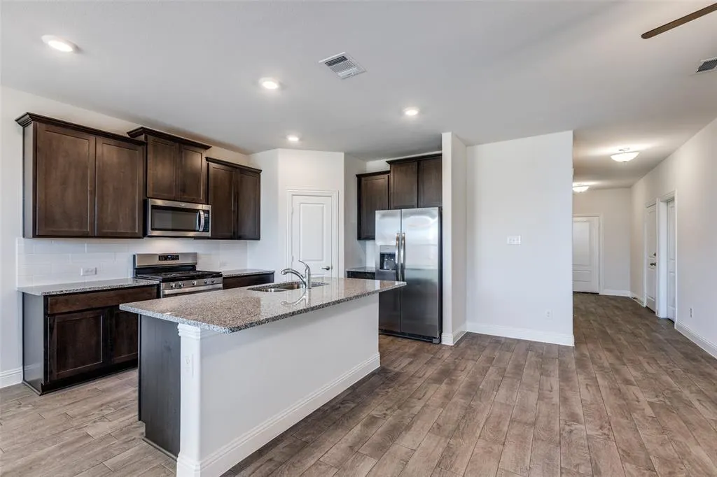 10909 Los Alamos Drive