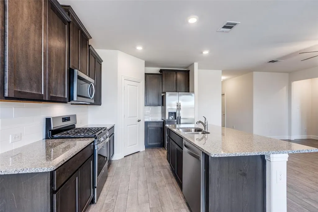 10909 Los Alamos Drive