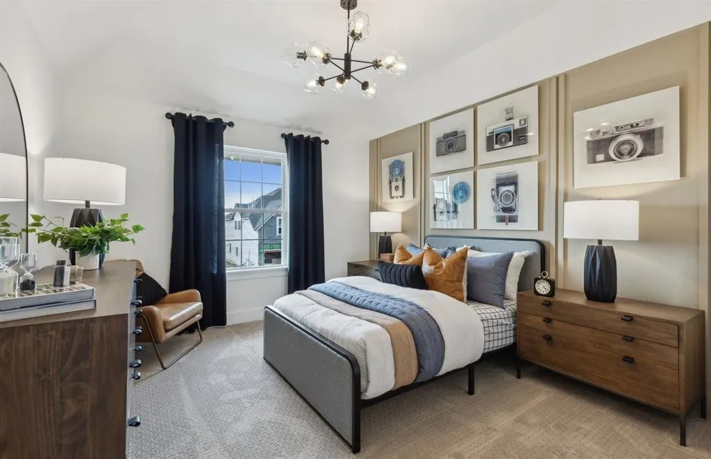 3901 Calderwood Drive