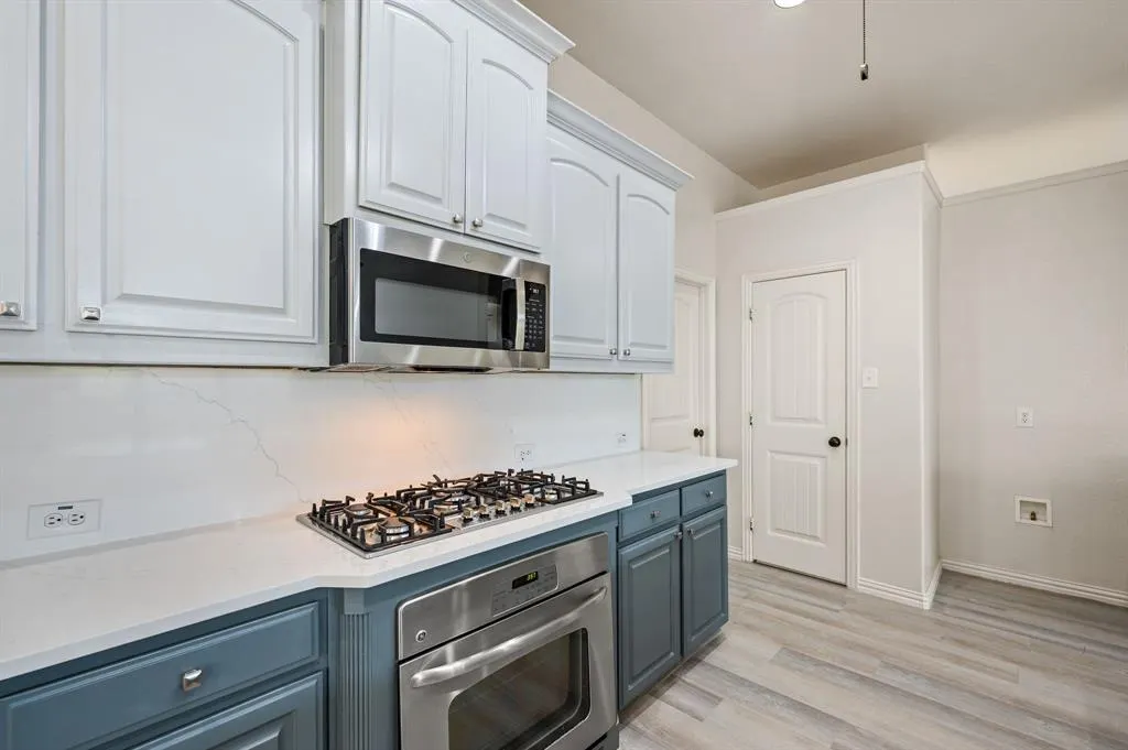 2405 Hammock Lake Drive