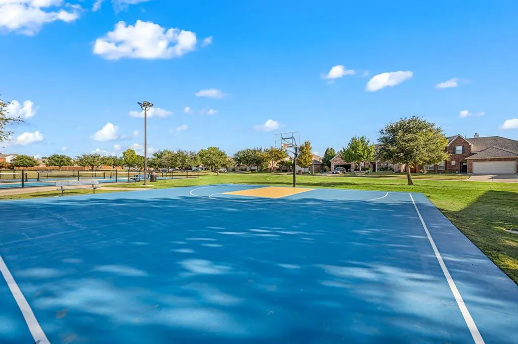 2405 Hammock Lake Drive