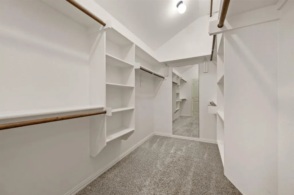 2405 Hammock Lake Drive