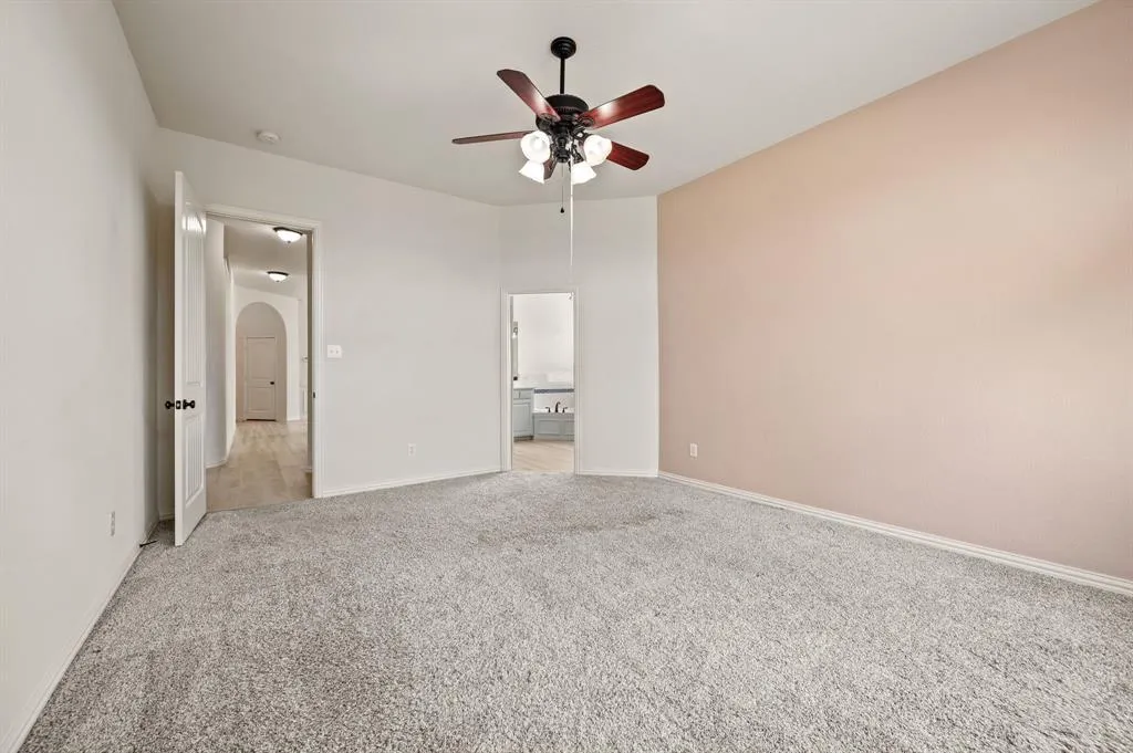 2405 Hammock Lake Drive