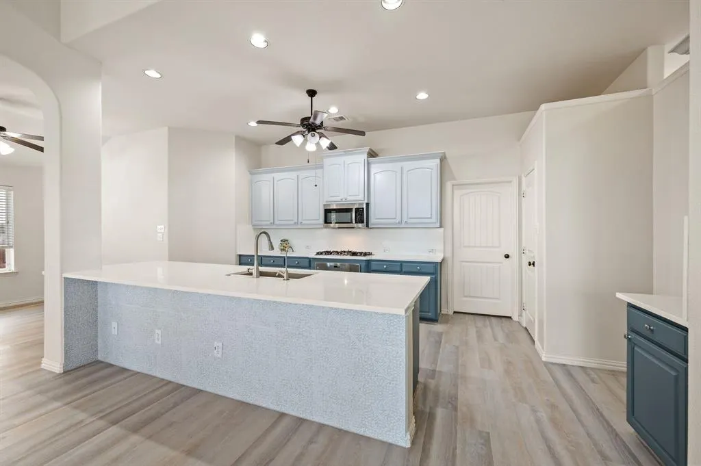 2405 Hammock Lake Drive