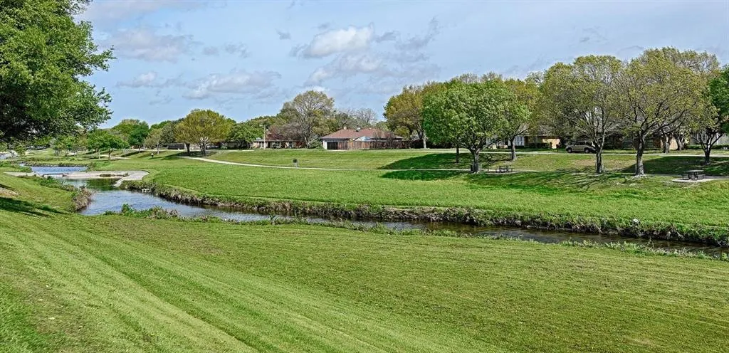 2111 E Belt Line Road, #126A