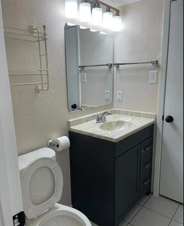 2111 E Belt Line Road, #126A