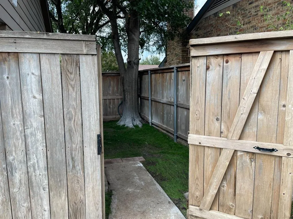 2111 E Belt Line Road, #126A