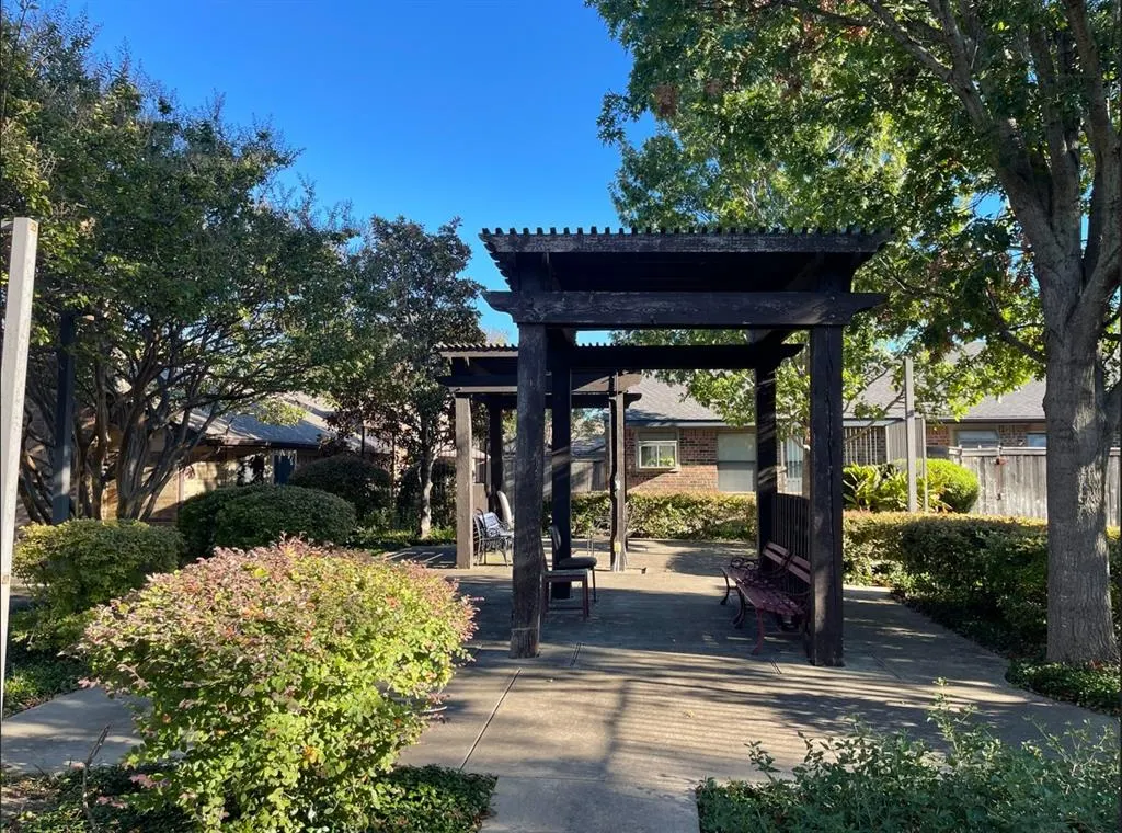 2111 E Belt Line Road, #126A