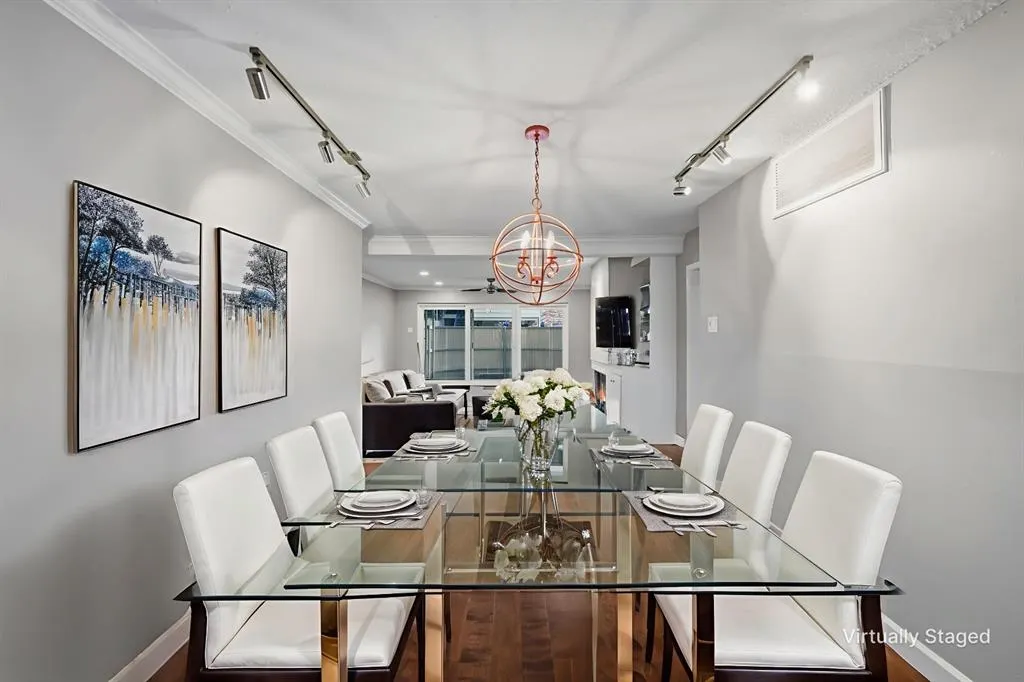 7806 Royal Lane, #123