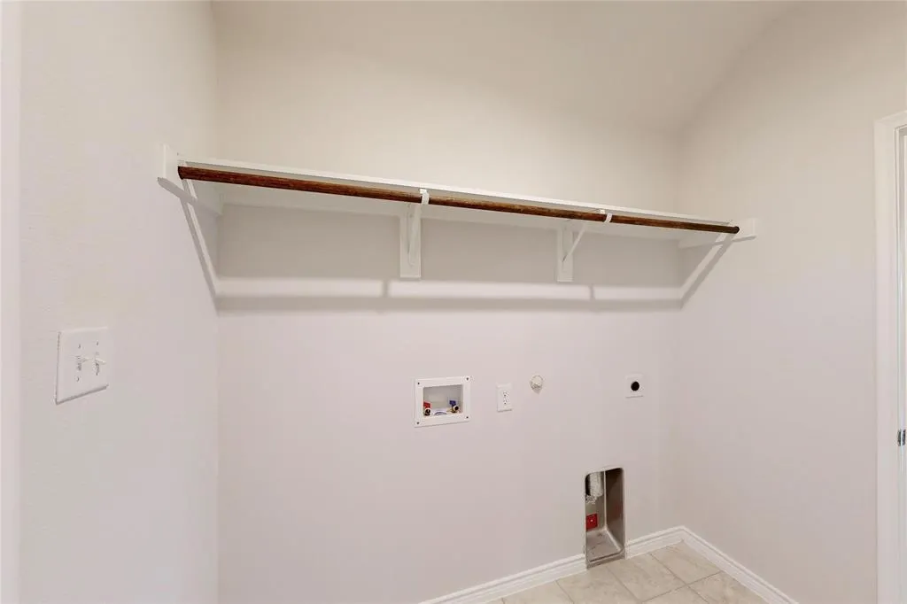 1101 Lawndale Street