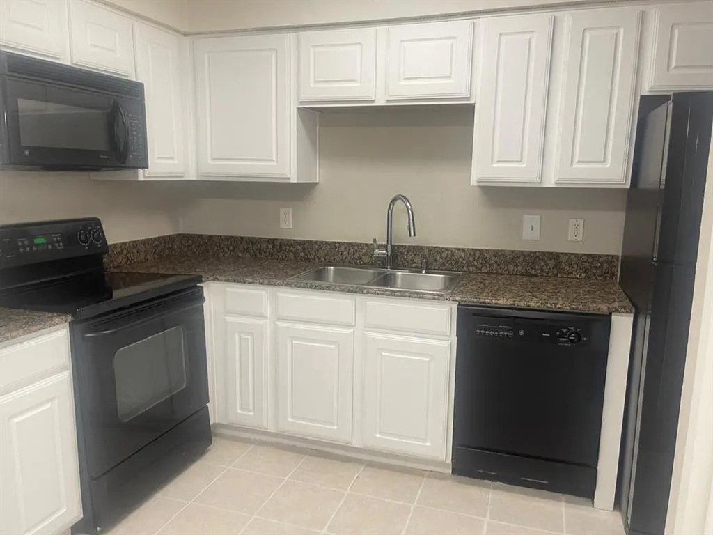 5300 Keller Springs Road, #2080