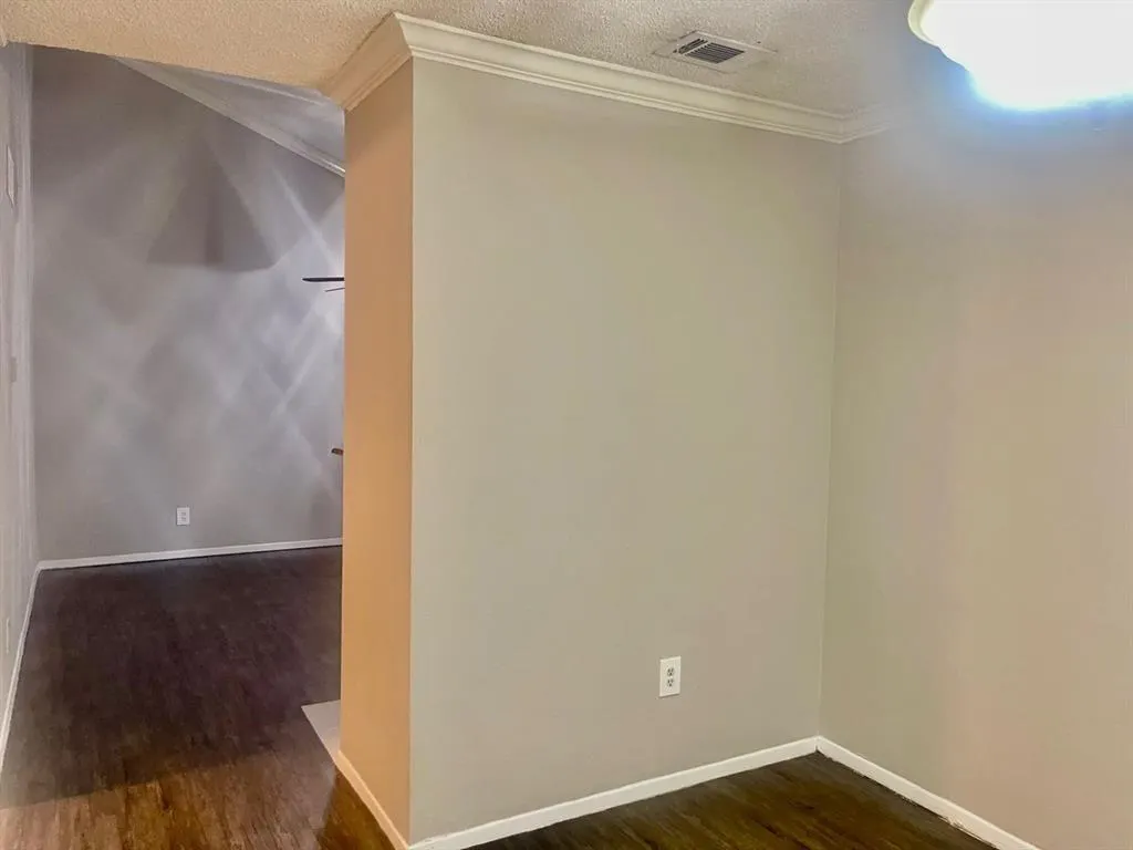 5300 Keller Springs Road, #2080