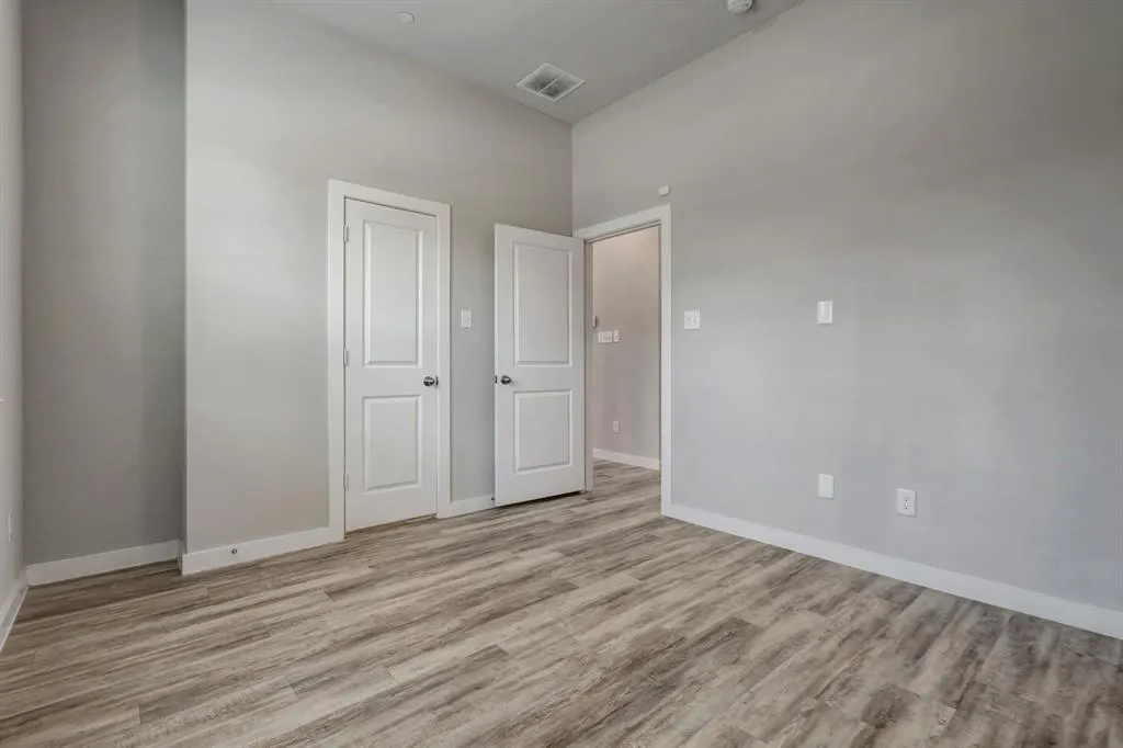 1340 Pebblebrook Drive