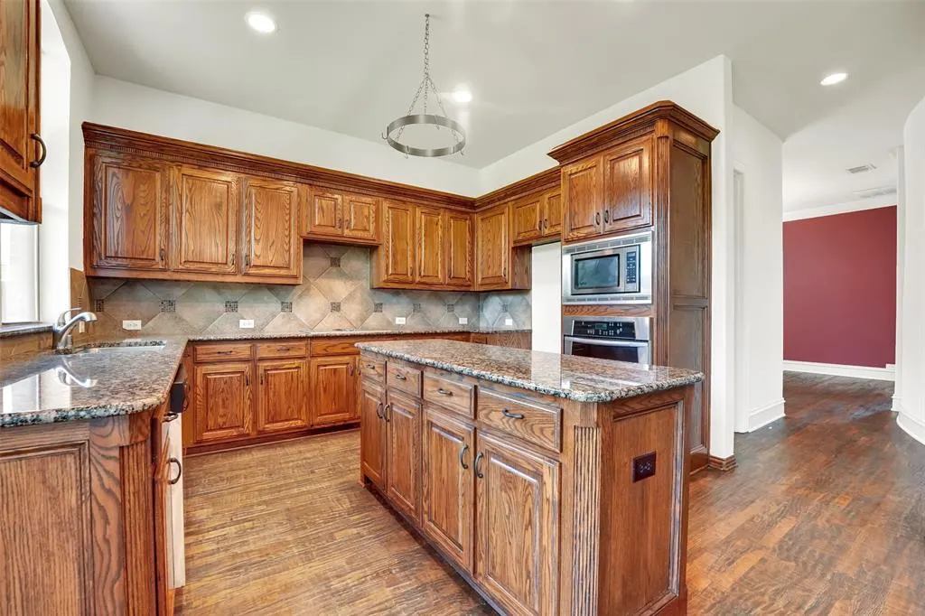 1910 Saint Johns Avenue