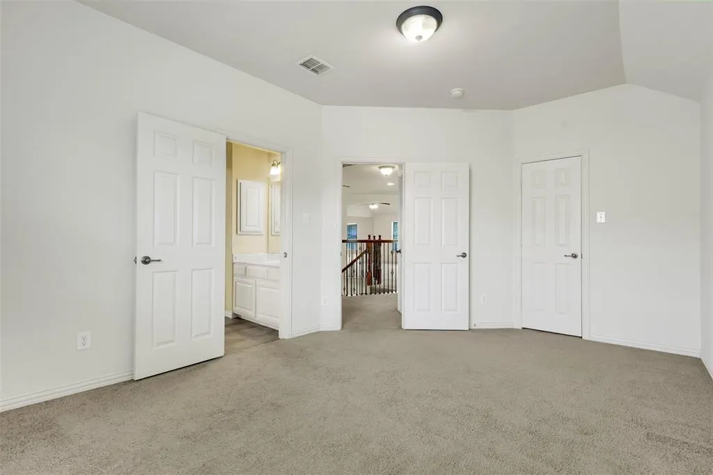 1910 Saint Johns Avenue