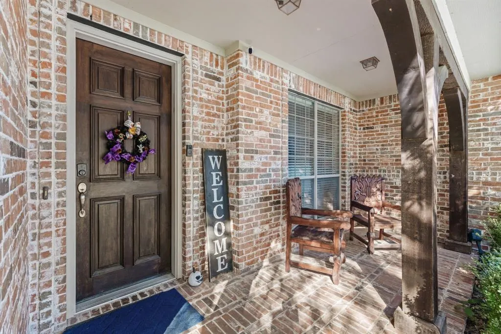 6416 Castle Rock Circle