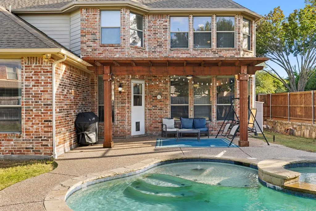 6416 Castle Rock Circle