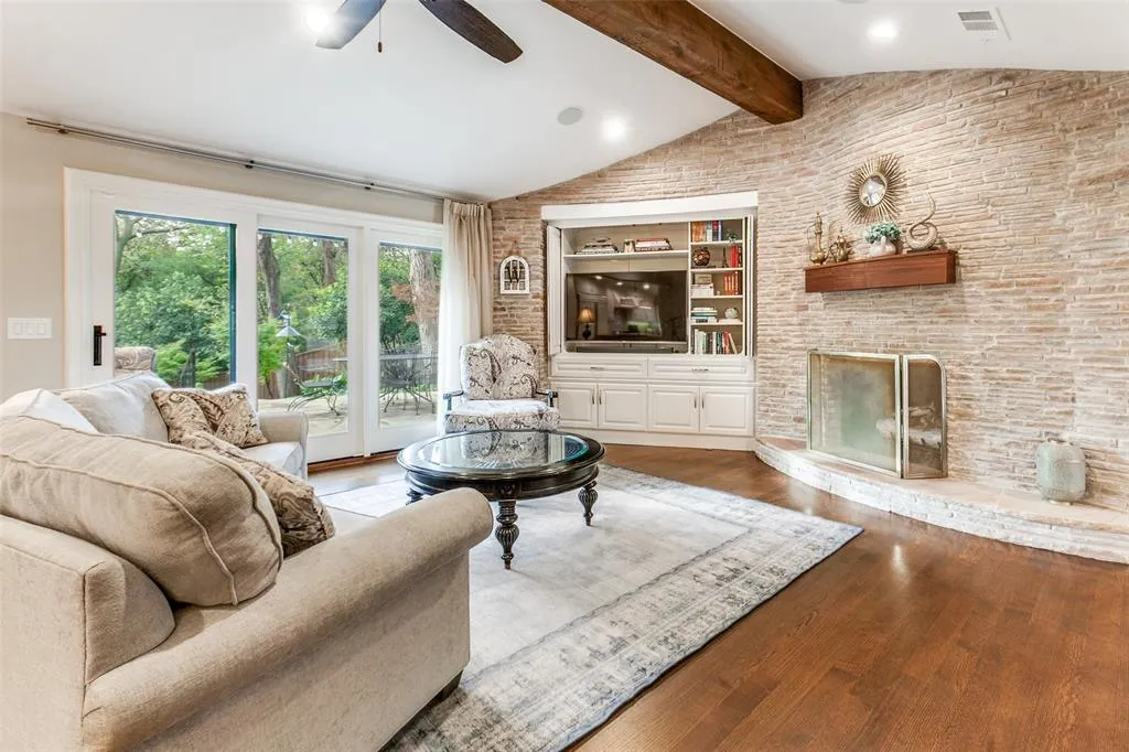 804 Saint Lukes Drive