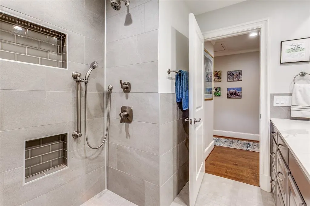 804 Saint Lukes Drive