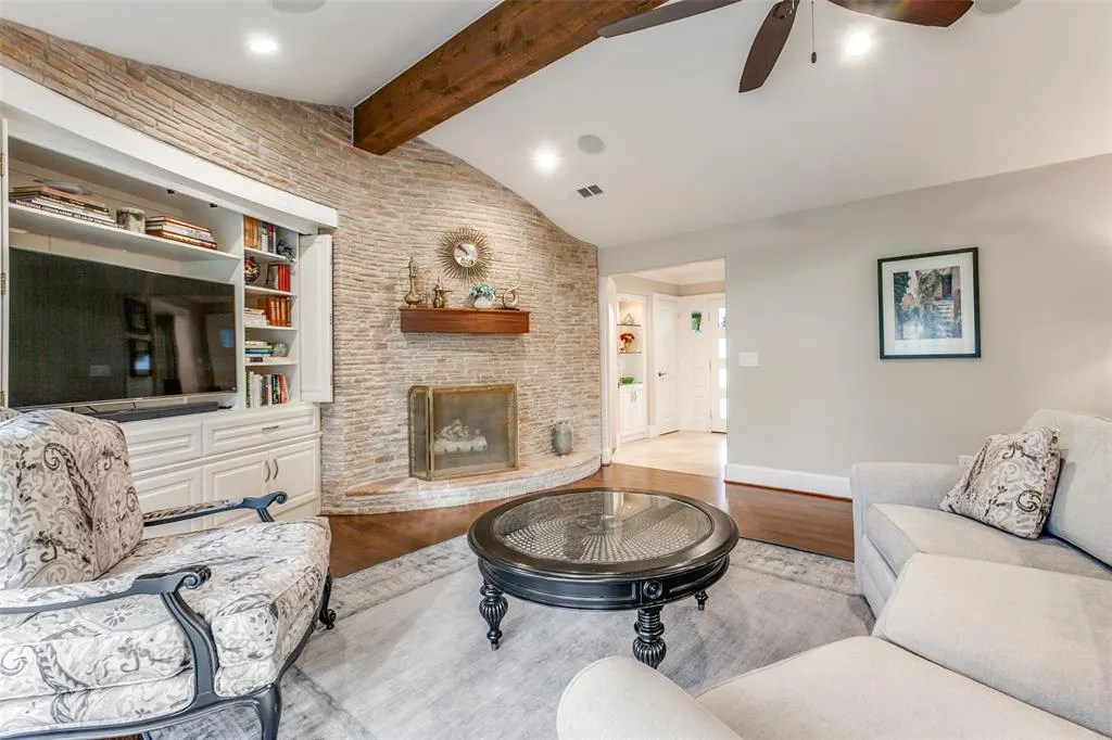 804 Saint Lukes Drive