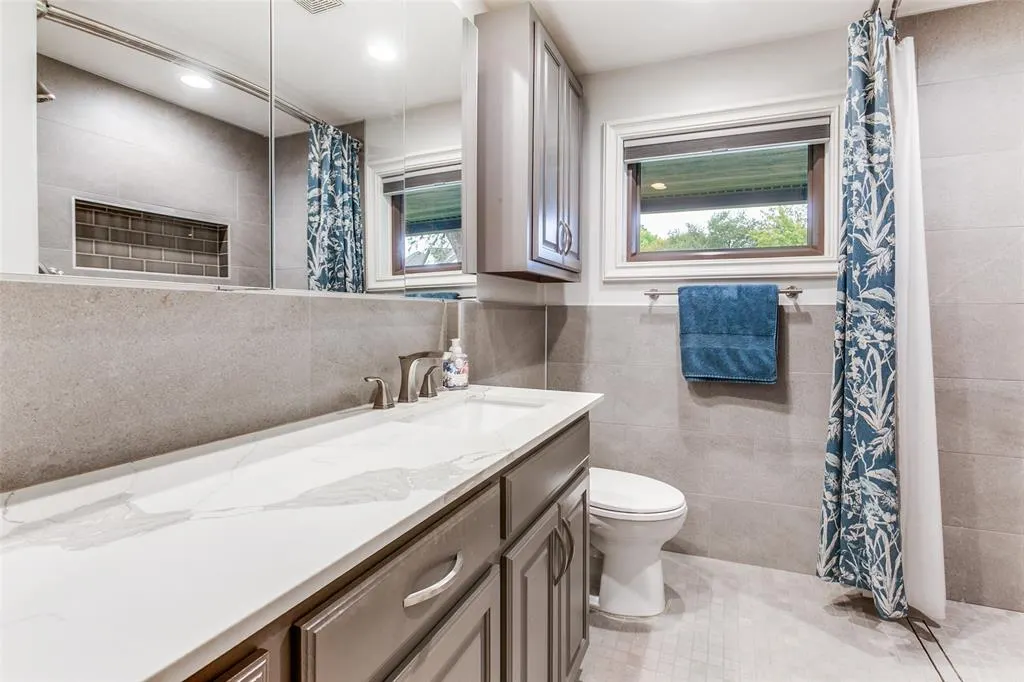 804 Saint Lukes Drive