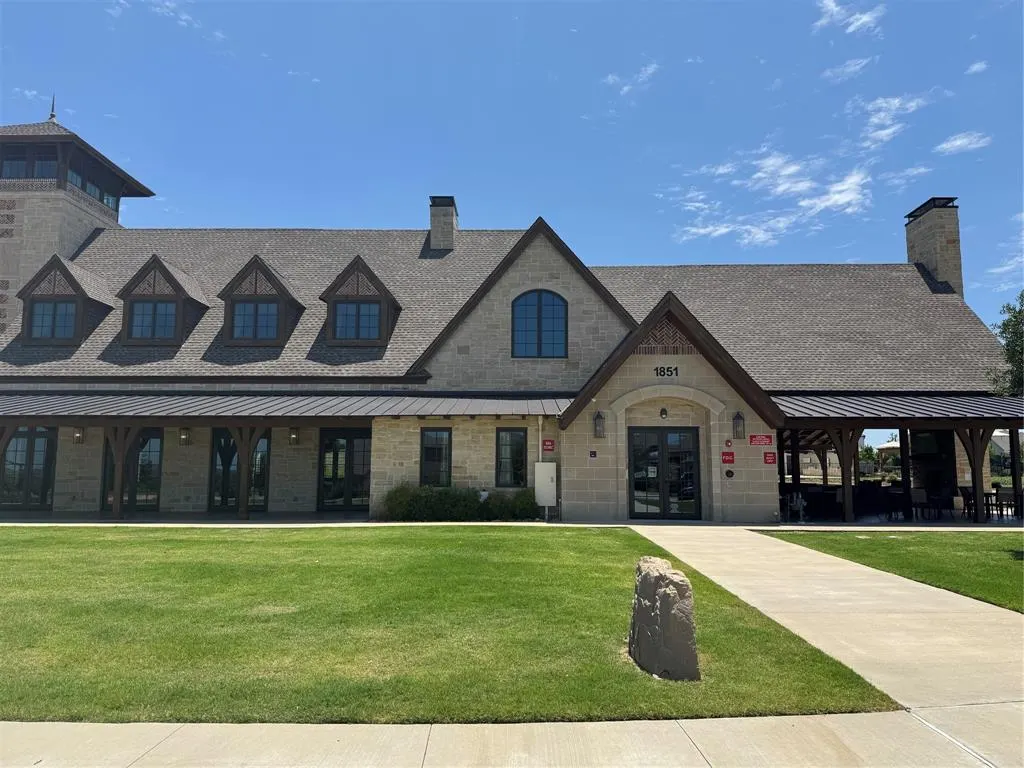 2091 Windomere Drive