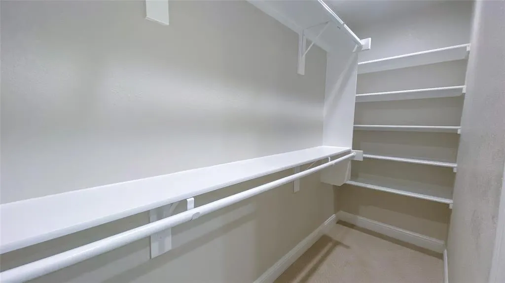 2838 W Kiest Boulevard