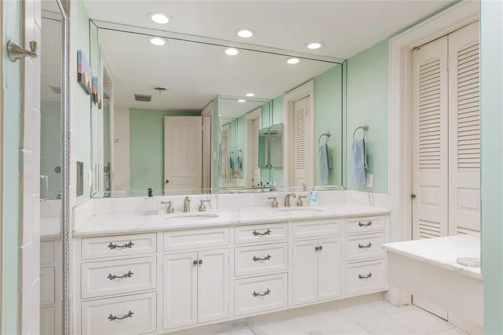 6126 Averill Way, #103W