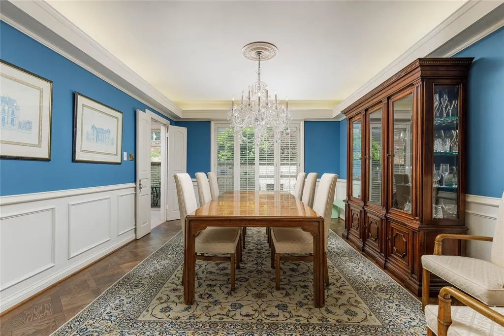 6126 Averill Way, #103W