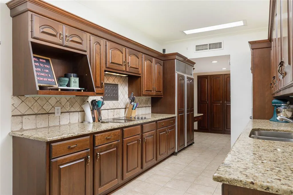 6126 Averill Way, #103W