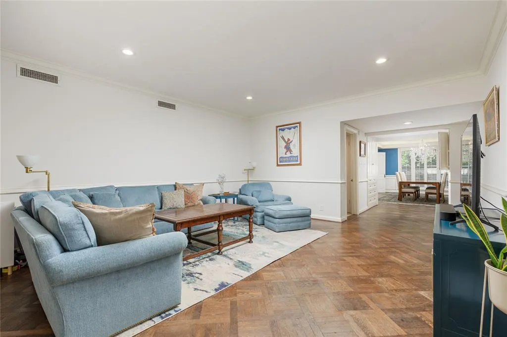 6126 Averill Way, #103W