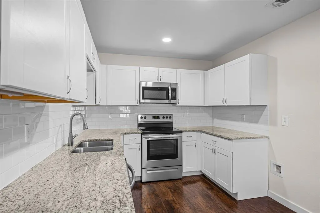 11353 Quail Run Street