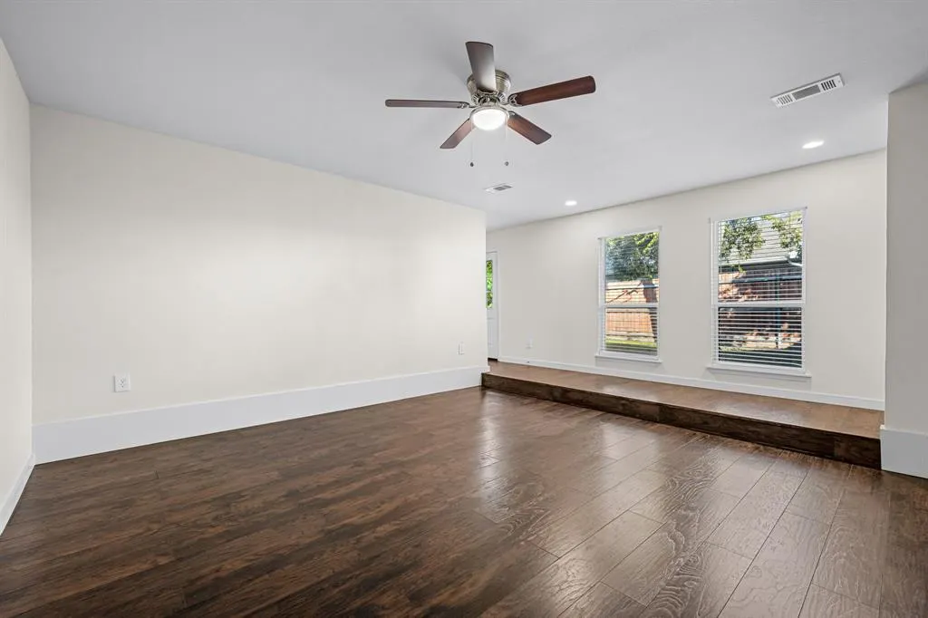 11353 Quail Run Street