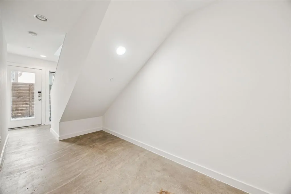 4901 Live Oak Street