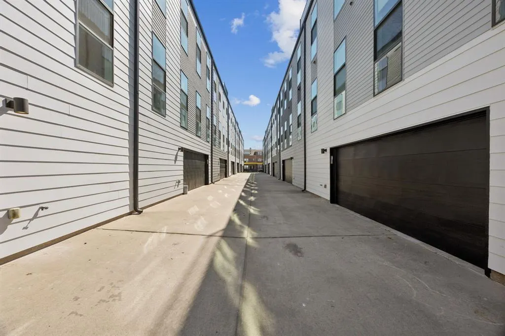 4901 Live Oak Street