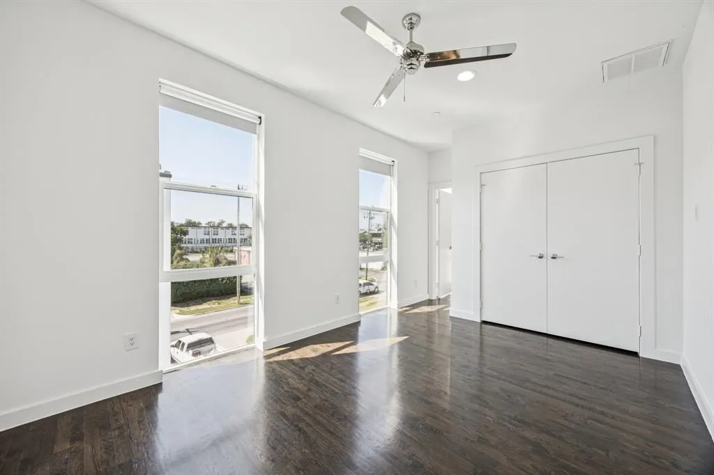 4901 Live Oak Street