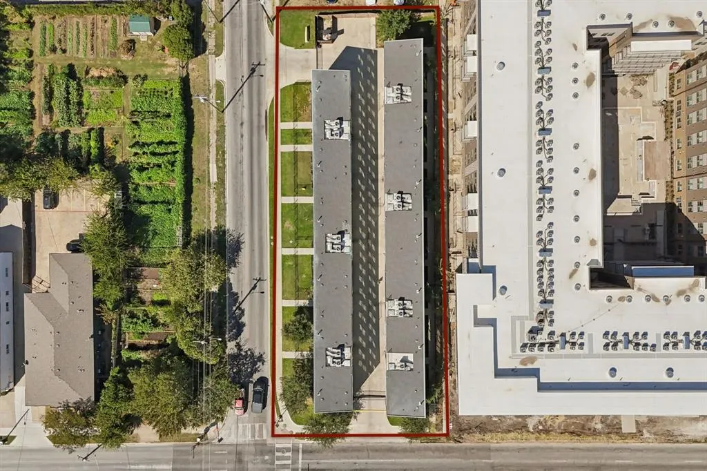 4901 Live Oak Street