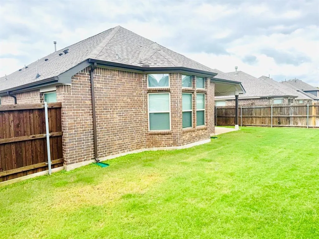 1116 Quail Dove Drive