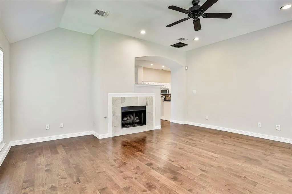 4801 Baton Rouge Boulevard