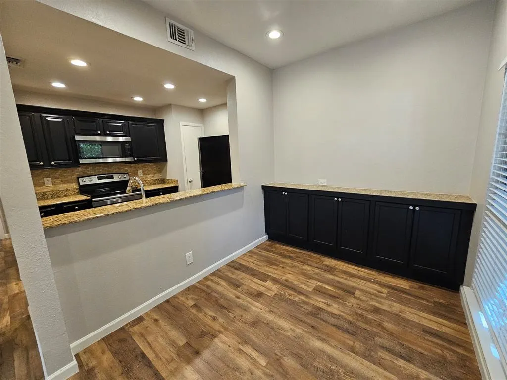 8601 Park Lane, #522