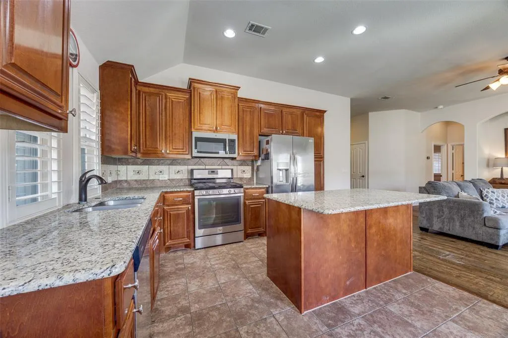 405 Kelvington Drive