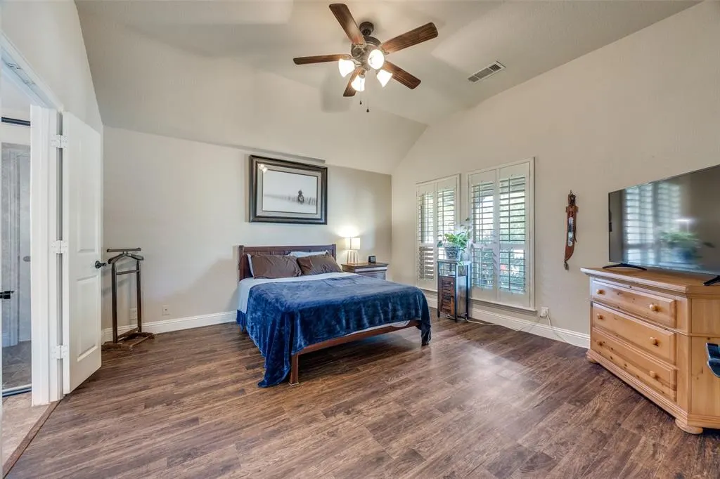 405 Kelvington Drive