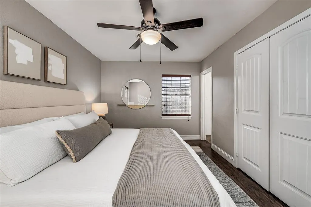 330 N Brighton Avenue