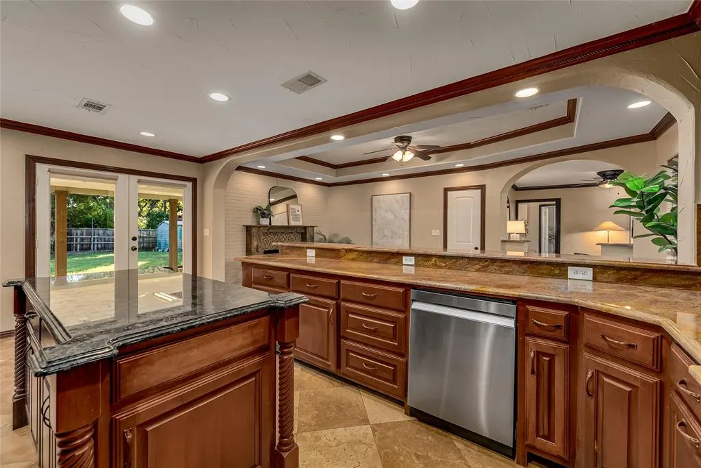 330 N Brighton Avenue