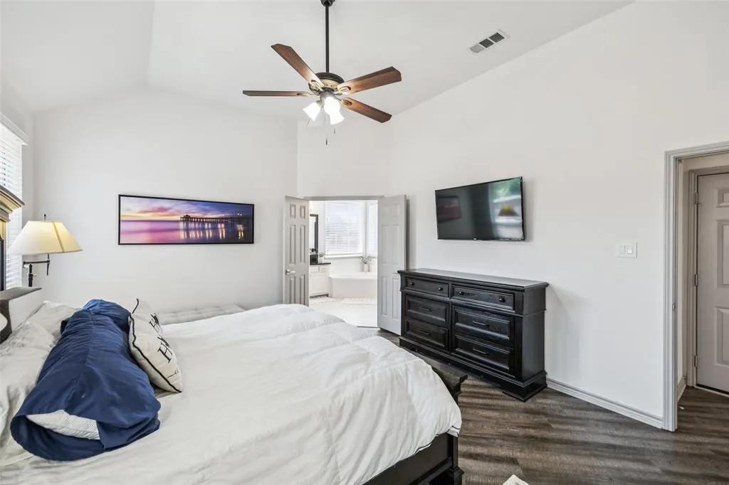 10082 Planters Row Drive