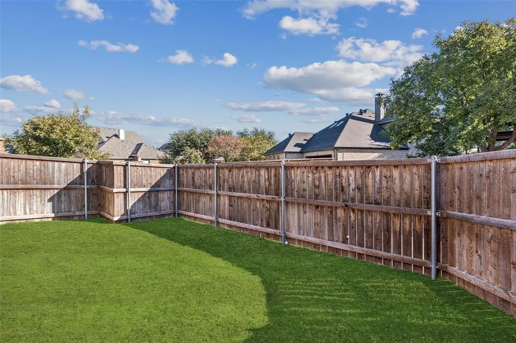 10082 Planters Row Drive