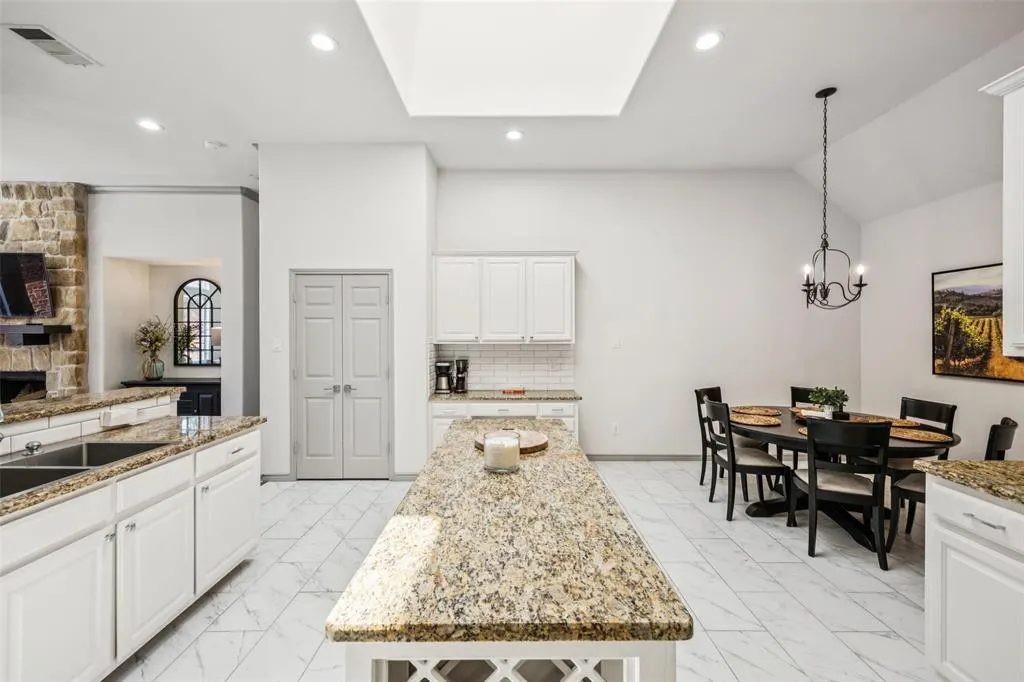 10082 Planters Row Drive